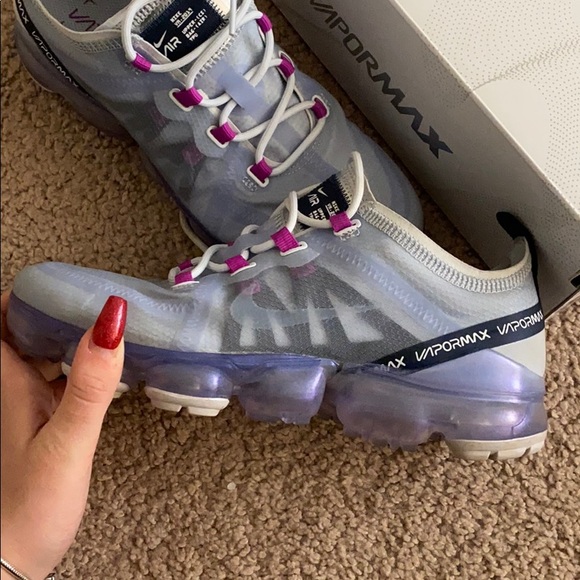 Nike Air VaporMax 2019 Women's Shoe - Picture 4 of 7